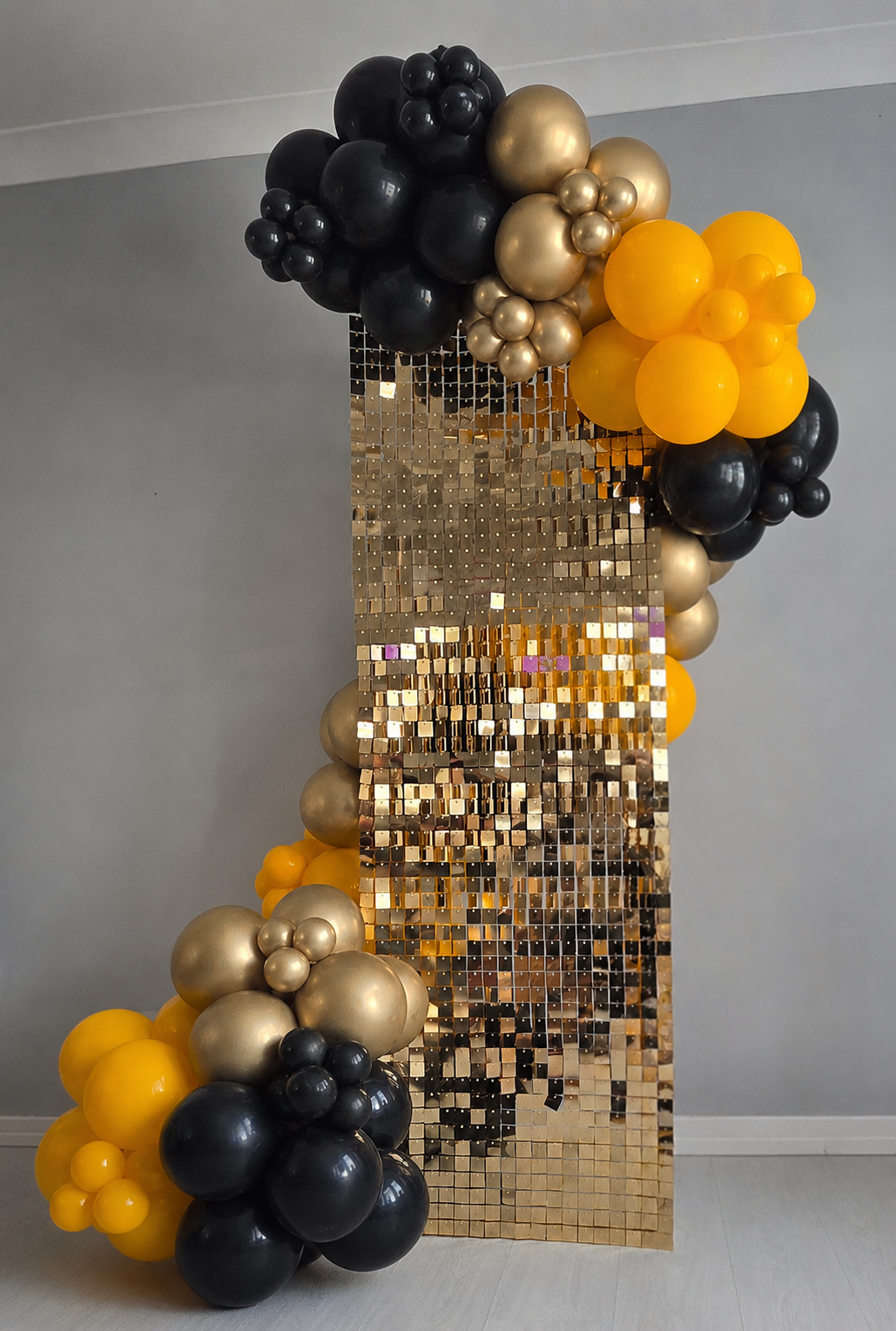 Black & Gold Glam